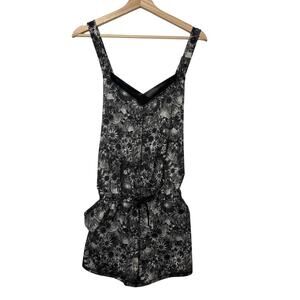 Lululemon The Runsie Run Romper Flowabunga Black Angel Wing Black Floral  Sz 8